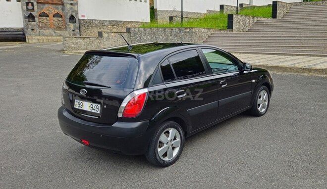 Kia Rio 2007, 202,000 km - 1.4 l - Şəki