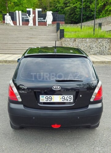 Kia Rio 2007, 202,000 km - 1.4 l - Şəki