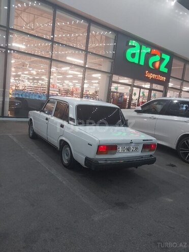 LADA (VAZ) 2107 2004, 63,408 km - 1.5 l - Salyan