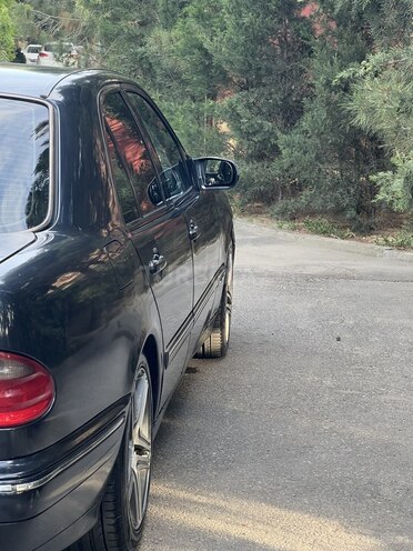 Mercedes E 200 1999, 400,000 km - 2.0 l - Bakı
