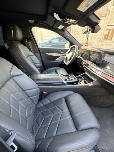 BMW i7 2023, 8,300 km - 0.0 l - Bakı