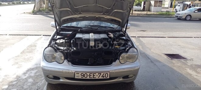 Mercedes C 240 2001, 254,000 km - 2.4 l - Bakı
