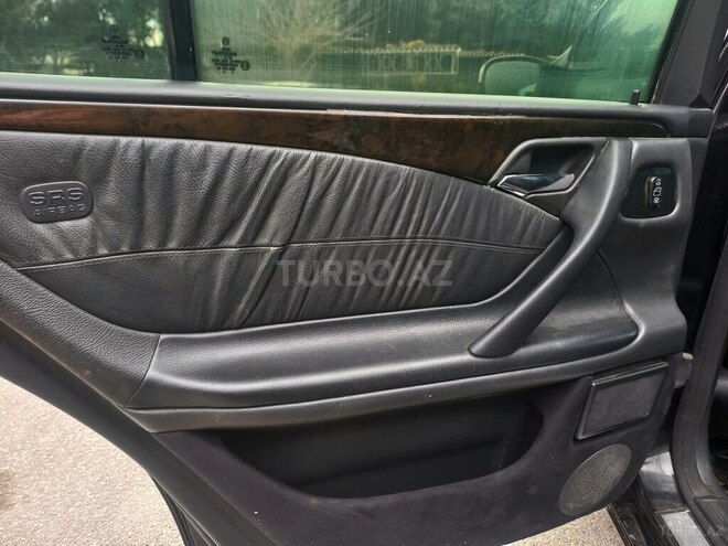 Mercedes E 320 2000, 455,000 km - 3.2 л - Bakı
