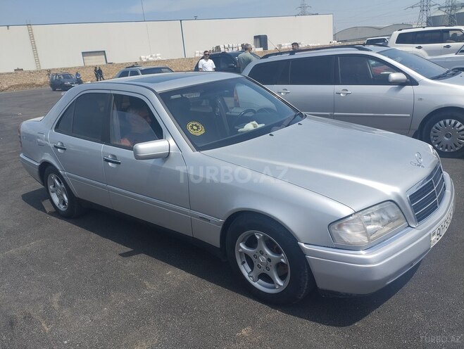 Mercedes C 180 1995, 380,000 km - 1.8 л - Bakı