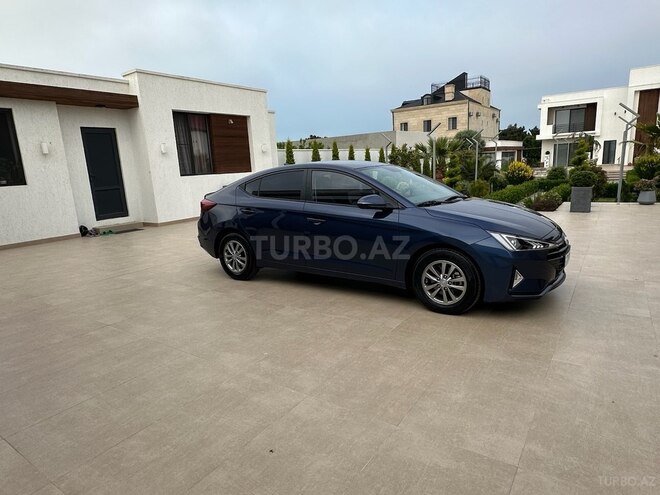 Hyundai Avante 2018, 77,300 km - 1.6 л - Bakı