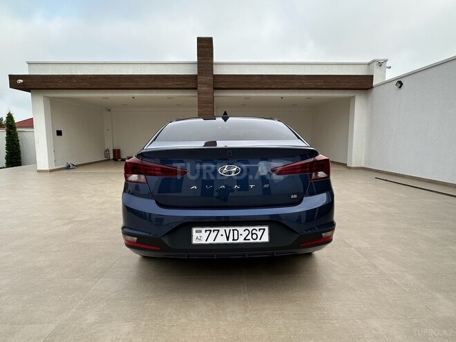 Hyundai Avante 2018, 77,300 km - 1.6 л - Bakı