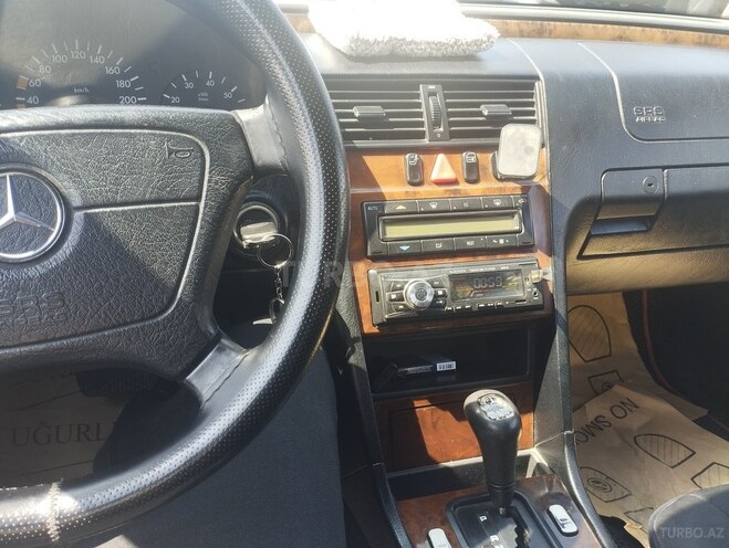 Mercedes C 180 1995, 380,000 km - 1.8 л - Bakı