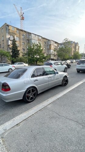Mercedes C 230 1999, 285,000 km - 2.3 l - Bakı