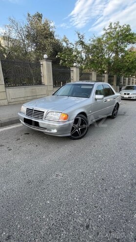 Mercedes C 230 1999, 285,000 km - 2.3 l - Bakı