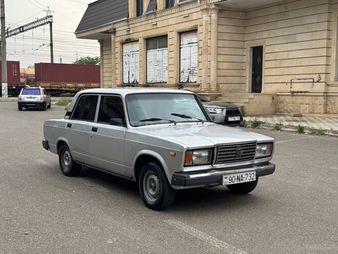 LADA (VAZ) 2107 2011, 95,000 km - 1.6 l - Ucar