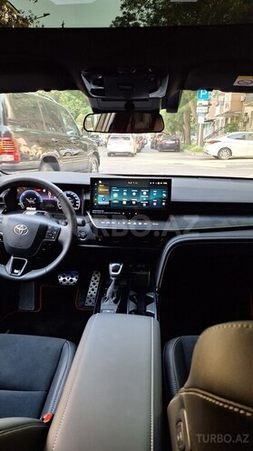 Toyota Camry-6
