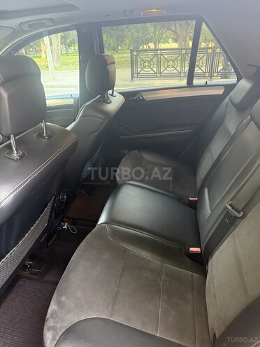 Mercedes ML 350 4MATIC 2009, 221,000 km - 3.5 l - Bakı