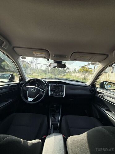Toyota Corolla Fielder 2017, 16,000 km - 1.5 л - Bakı