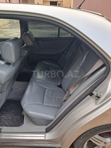 Mercedes E 240 1998, 437,000 km - 2.4 l - Bakı