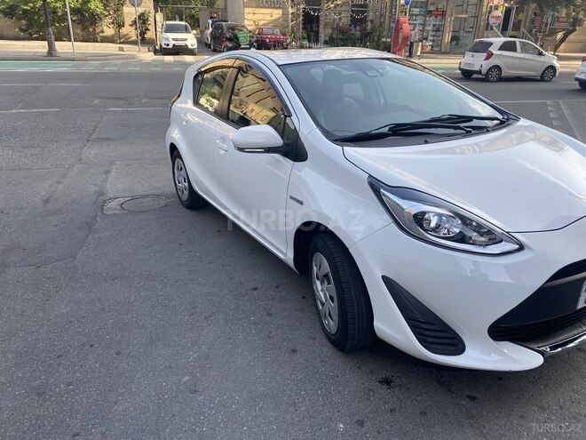 Toyota Aqua 2019, 144,000 km - 1.5 л - Bakı