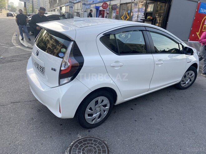 Toyota Aqua 2019, 144,000 km - 1.5 л - Bakı