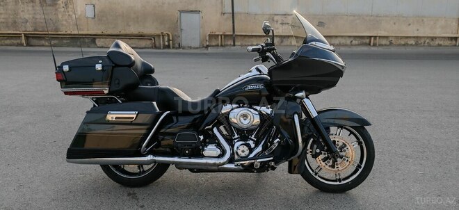 Harley-Davidson FLTRX Road Glide-4