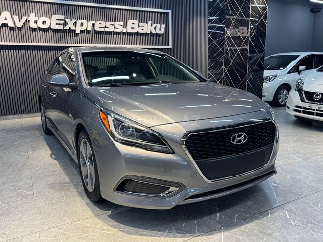 Hyundai Sonata-4