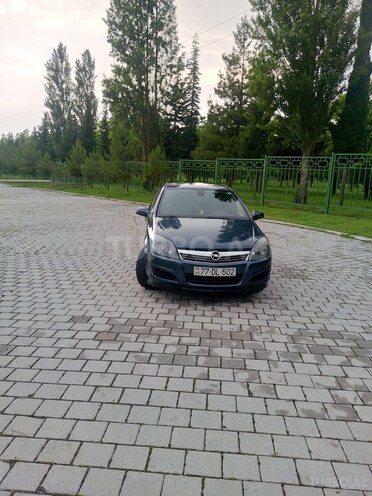 Opel Astra 2007, 330,000 km - 1.3 l - Balakən