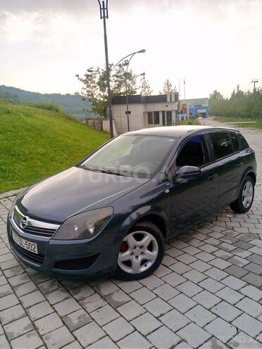 Opel Astra 2007, 330,000 km - 1.3 l - Balakən