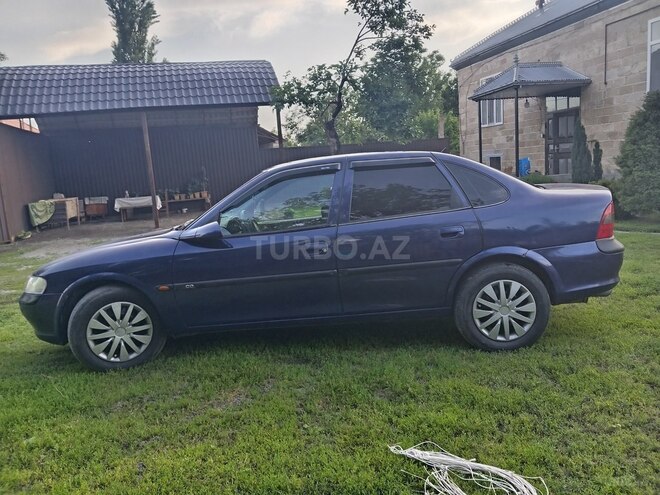 Opel Vectra 1996, 320,000 km - 2.0 l - Balakən
