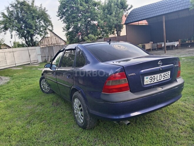 Opel Vectra 1996, 320,000 km - 2.0 l - Balakən