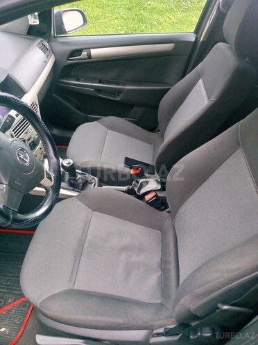 Opel Astra 2007, 330,000 km - 1.3 l - Balakən