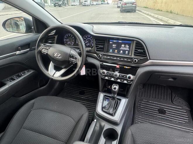 Hyundai Elantra 2019, 175,418 km - 2.0 л - Bakı