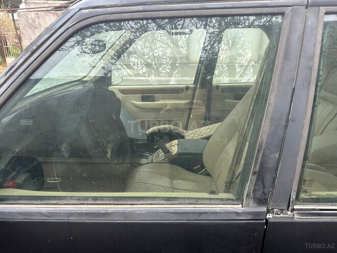 Land Rover Range Rover 1996, 200,000 km - 4.6 l - Gəncə