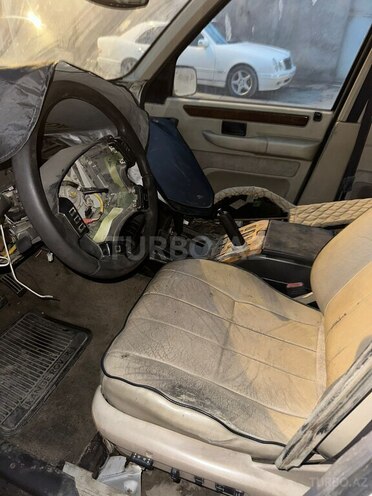 Land Rover Range Rover 1996, 200,000 km - 4.6 l - Gəncə