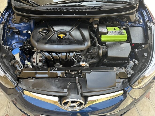 Hyundai Elantra 2015, 113,000 km - 1.8 l - Bakı