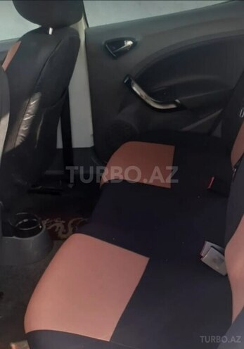 SEAT Ibiza-7