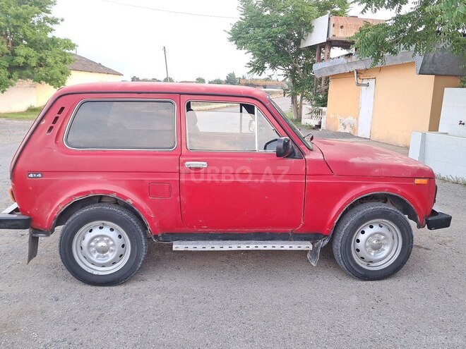 LADA (VAZ) Niva 1981, 286,200 km - 1.7 л - Salyan