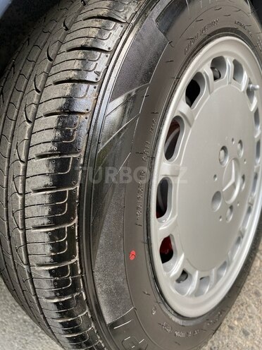Mercedes 190 1992, 225,588 km - 2.0 l - Bakı