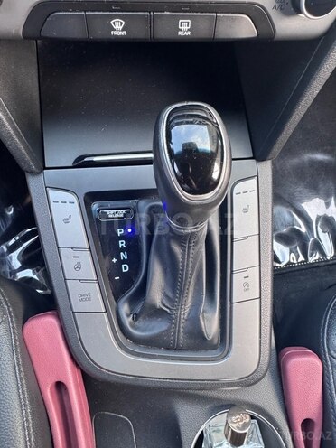Hyundai Avante 2016, 220,000 km - 1.6 l - Bakı