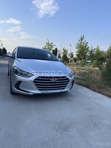 Hyundai Avante 2016, 220,000 km - 1.6 l - Bakı