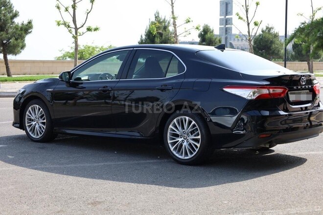 Toyota Camry-10