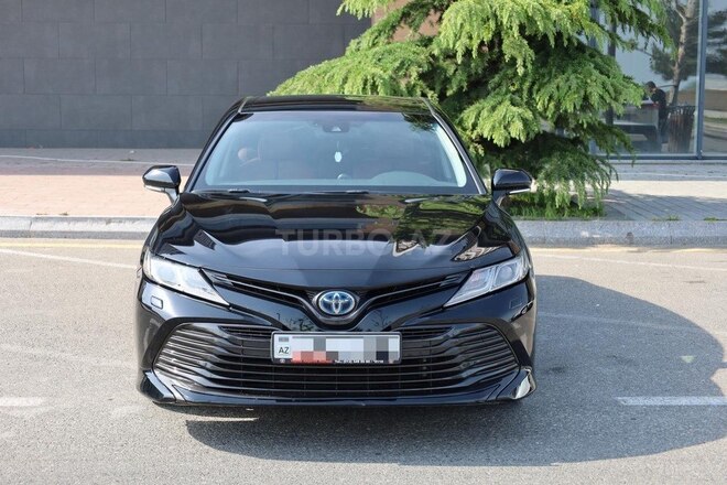 Toyota Camry-5