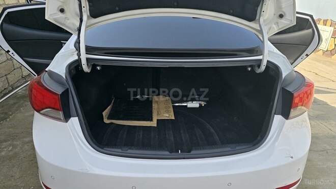 Hyundai Avante 2013, 210,000 km - 1.6 l - Bakı