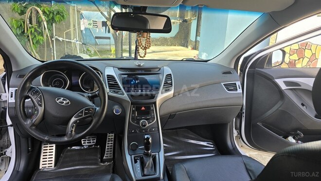 Hyundai Avante 2013, 210,000 km - 1.6 l - Bakı
