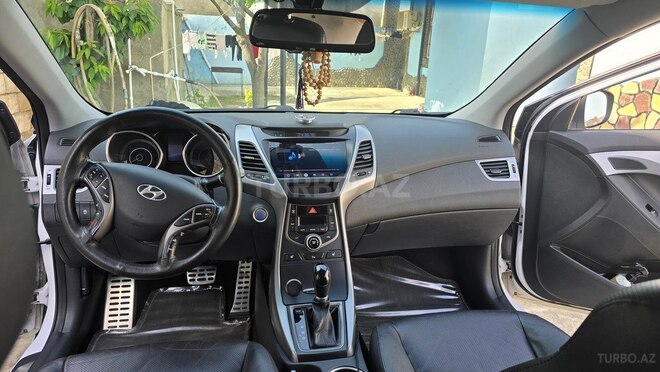 Hyundai Avante 2013, 210,000 km - 1.6 l - Bakı