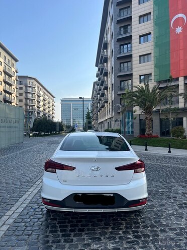 Hyundai Elantra 2020, 109,000 km - 2.0 l - Bakı