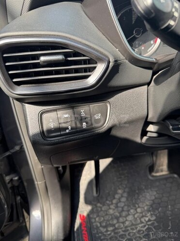 Hyundai Santa Fe 2018, 218,000 km - 2.2 л - Bakı