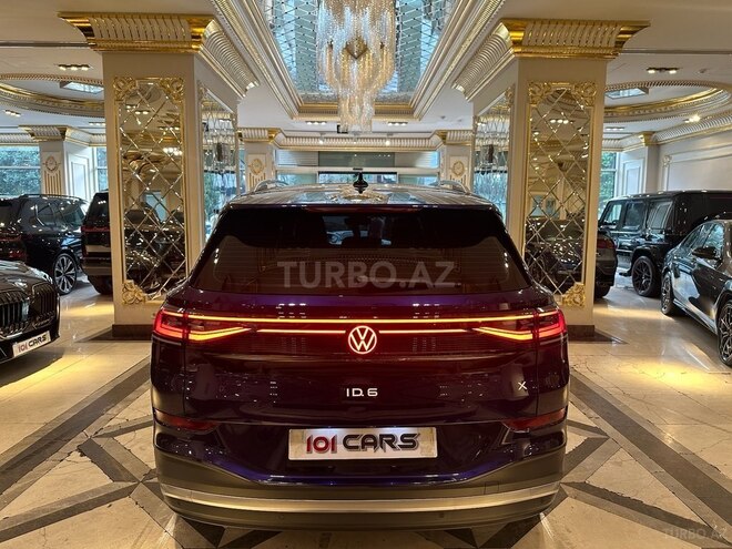 Volkswagen ID.6 Crozz-8
