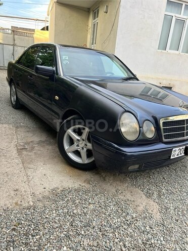 Mercedes E 200 1996, 158,000 km - 2.0 l - Gəncə