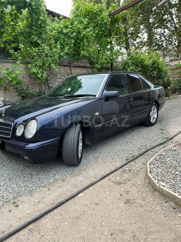 Mercedes E 200 1996, 158,000 km - 2.0 l - Gəncə