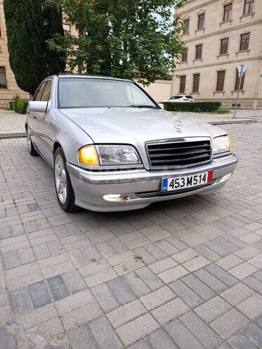 Mercedes C 230 1998, 285,000 km - 2.3 l - Yevlax