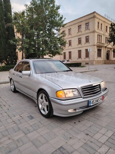 Mercedes C 230 1998, 285,000 km - 2.3 l - Yevlax