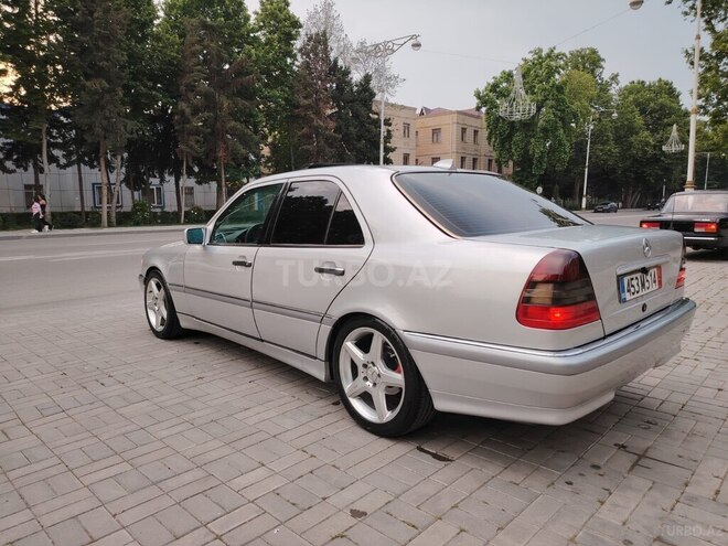 Mercedes C 230 1998, 285,000 km - 2.3 l - Yevlax