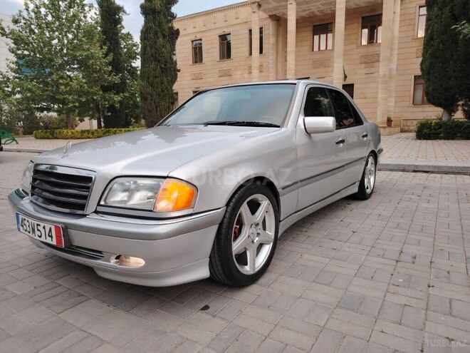 Mercedes C 230 1998, 285,000 km - 2.3 l - Yevlax